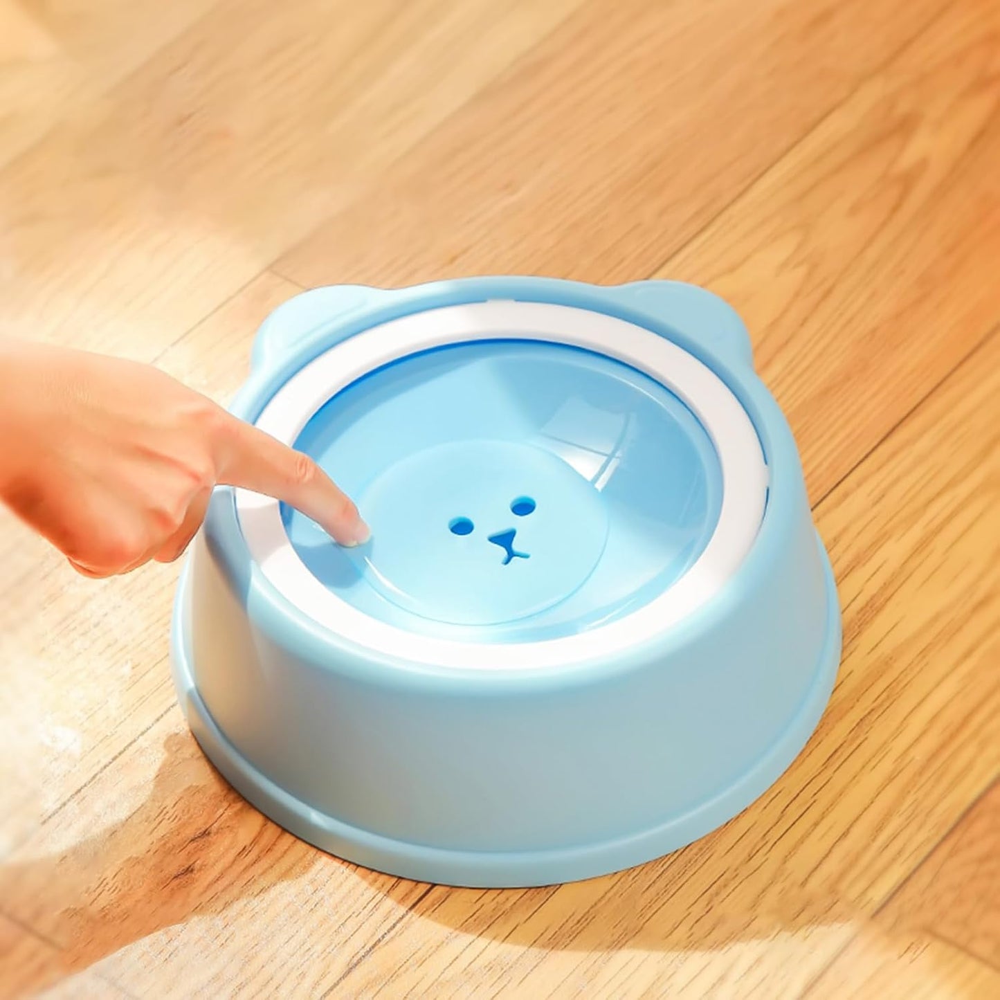 Pet Water Bowl- Portable Dog Water Dispenser, No Spill Water Bowl for Dogs with Spill-Proof Design, Perfect for Dogs and Cats, Keeps Your Pet Hydrated Anywhere (Blue)