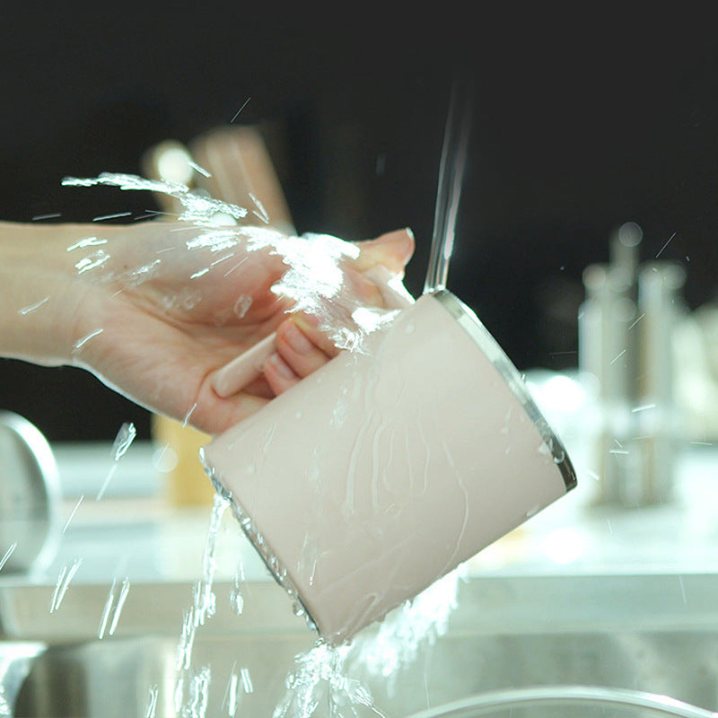 Rechargeable Self Stirring Mug